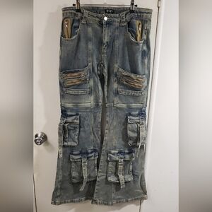 🌻NWOT Generation Kiss Multi-Pocket Distressed Cargo Jeans